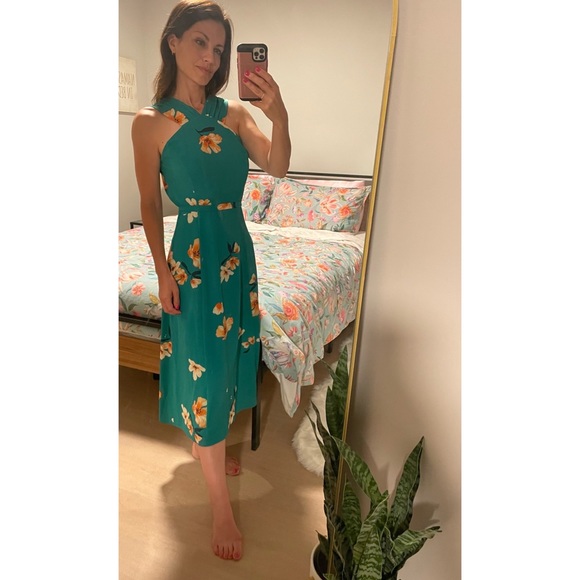 Wilfred Dresses & Skirts - Wilfred Aubert Dress in Green and Floral